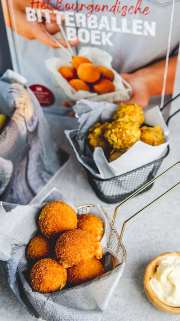 kaasbitterballen