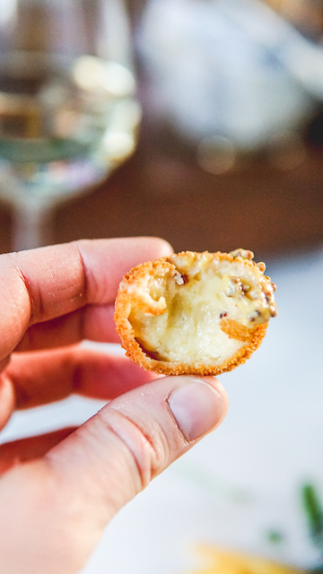 kaasbitterballen
