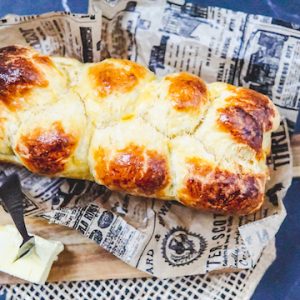 briochebrood met vegan boter