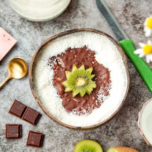 smoothiebowl met een chocoladelaag
